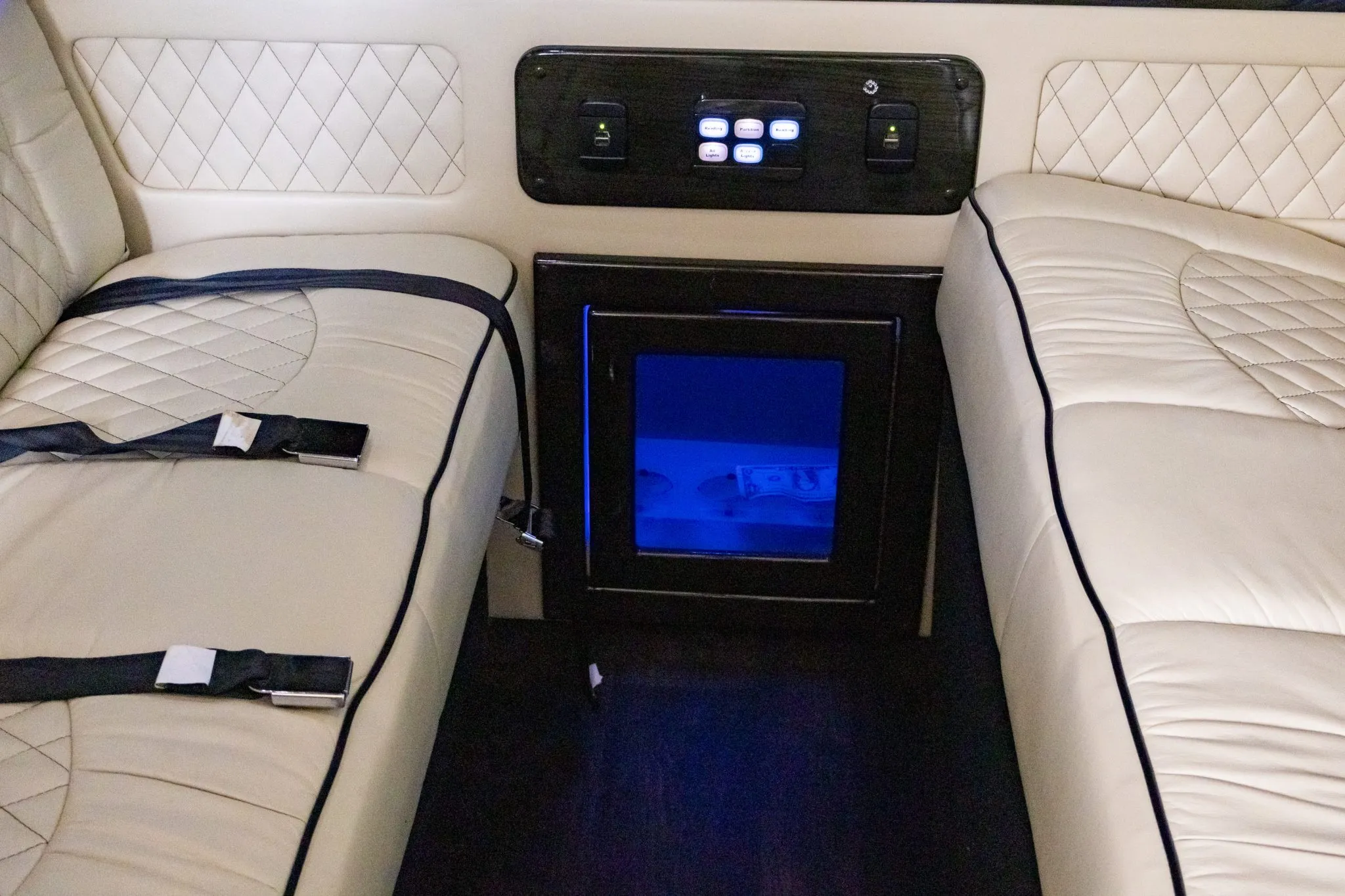 Edel Atlanta rear bench seating